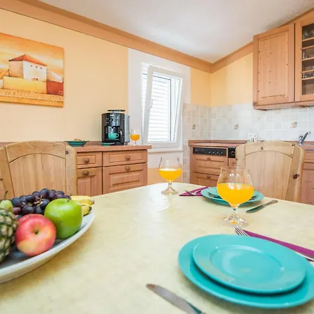 아파트 Loncar 2 By Interhome 비르