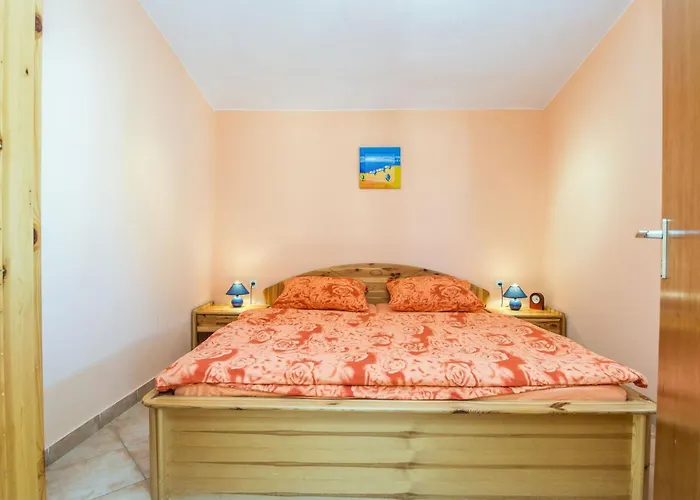 Loncar 2 By Interhome 아파트 *