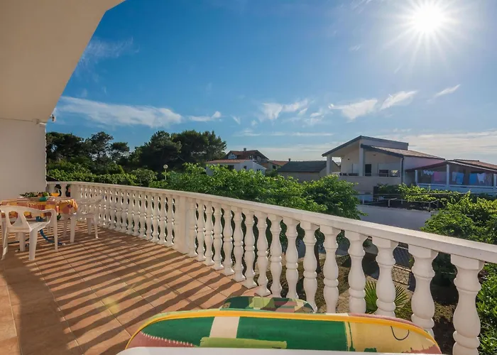 Loncar 2 By Interhome Vir